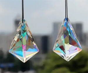 Pyramid Glass Crystals